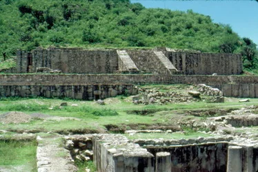 Platforms in Centre Plaza